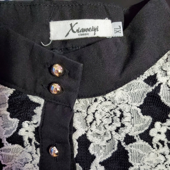 Blouse - Picture 3 of 6